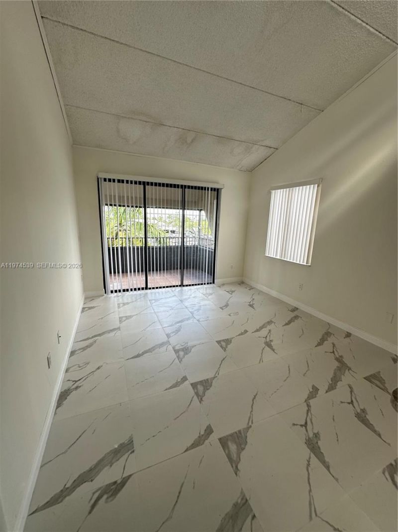 16220 NW 2nd Ave , Unit 512, Miami, FL 33169 Photo