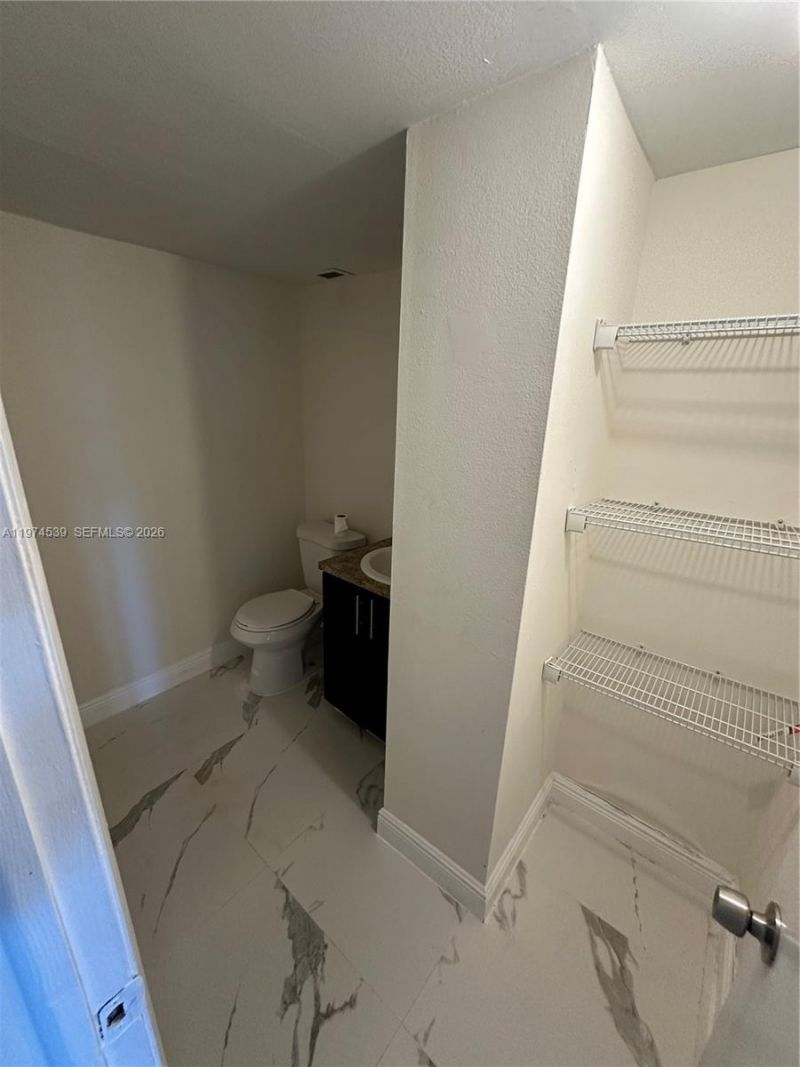 16220 NW 2nd Ave , Unit 512, Miami, FL 33169 Photo