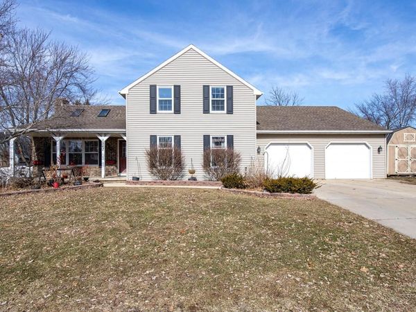 1567 OLD SCHOOL PLACE, Greenleaf, WI 54126