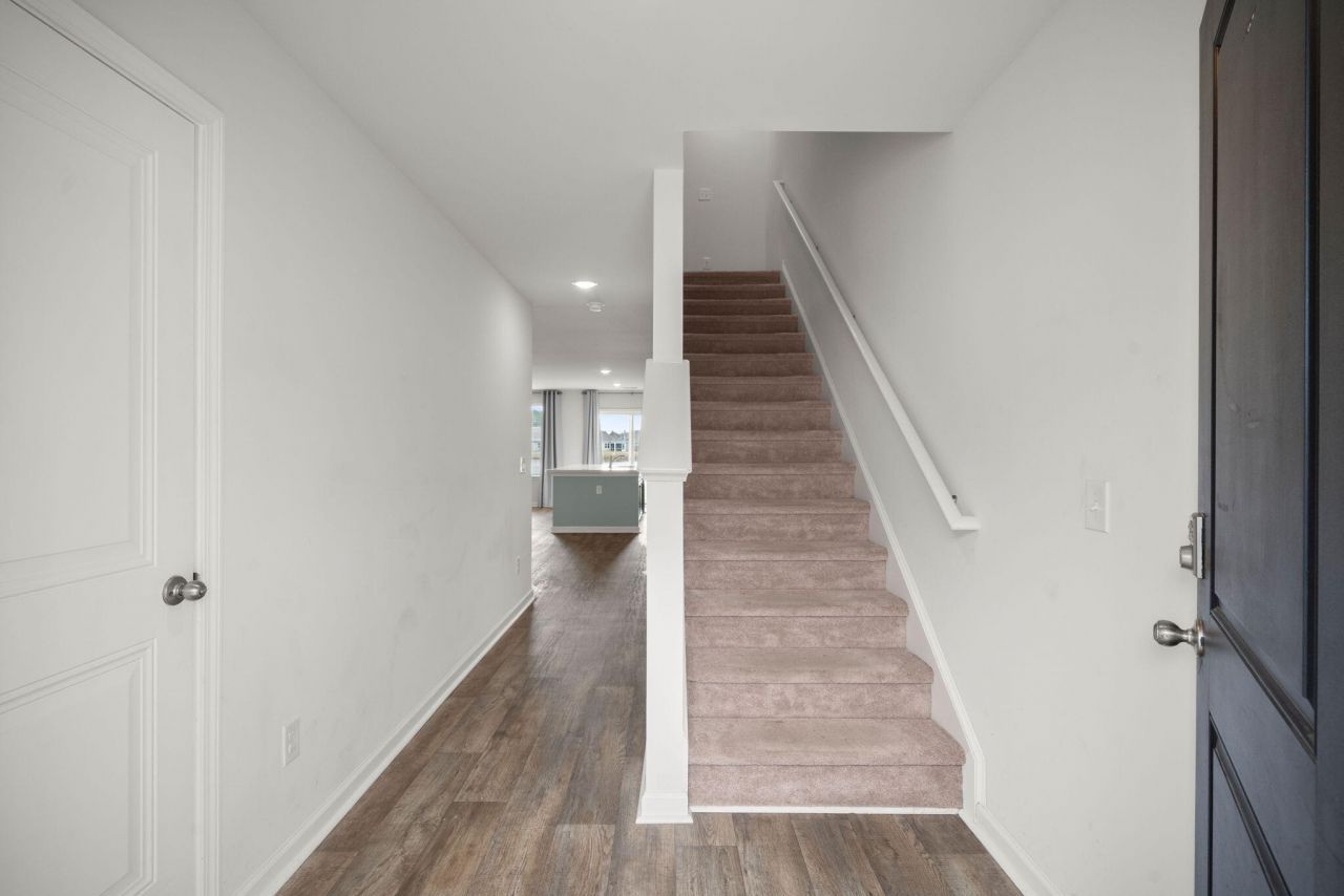 690 Hilchot Drive Photo 12