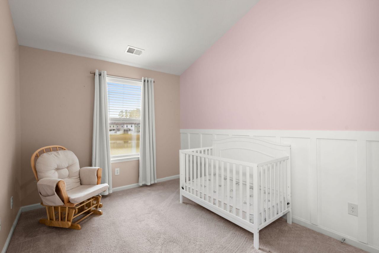 690 Hilchot Drive Photo 16