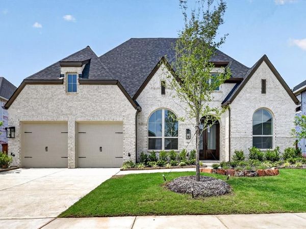 729 Bridle Path Parkway, Aubrey, TX 76227