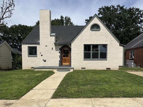 111 Cleveland St., New Albany, MS 38652