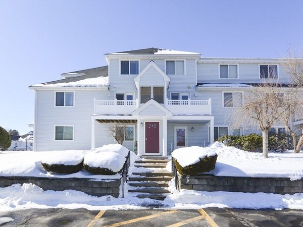 360 Littleton Rd, Unit A4, Chelmsford, MA 01824