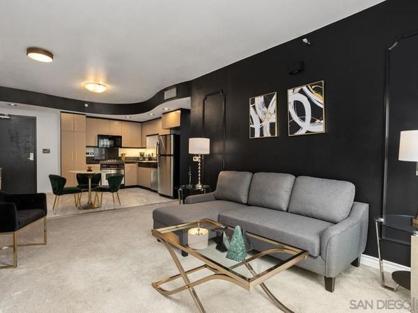 550 15th St., Unit 302, San Diego, CA 92101