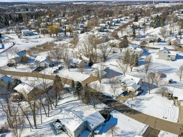 3710 Fox Trail, Saint Bonifacius, MN 55375