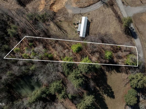 828 Red Brush Road, Mountain City, TN 37683