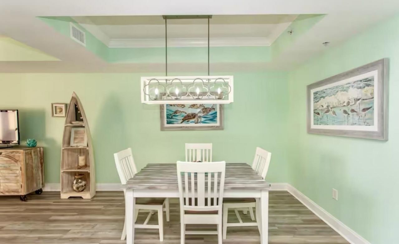 100 North Beach Blvd.  Photo 4