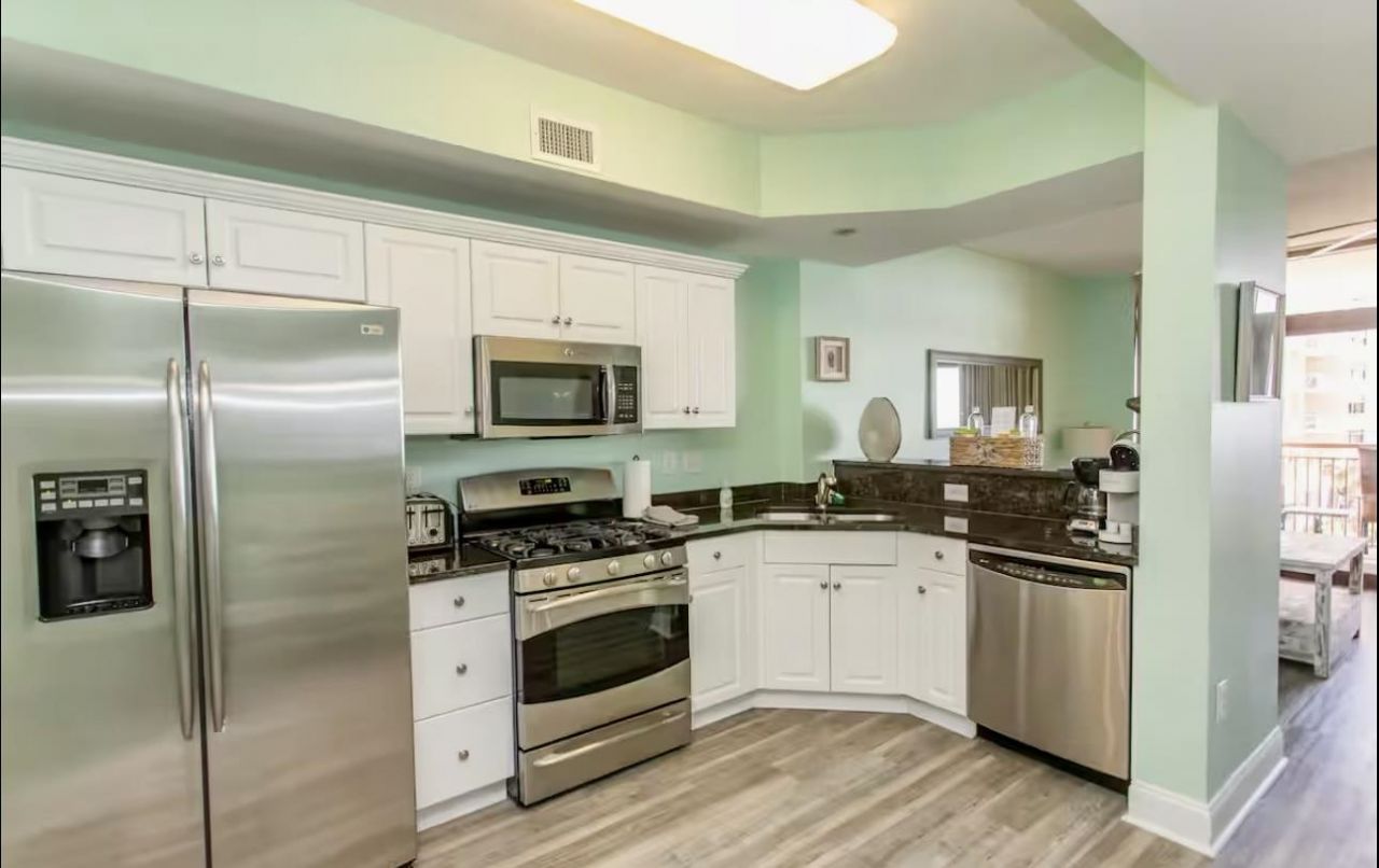 100 North Beach Blvd.  Photo 5