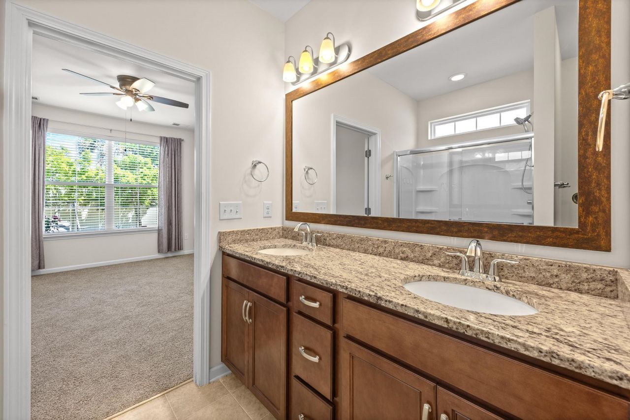 962 Witherbee Way Photo 14