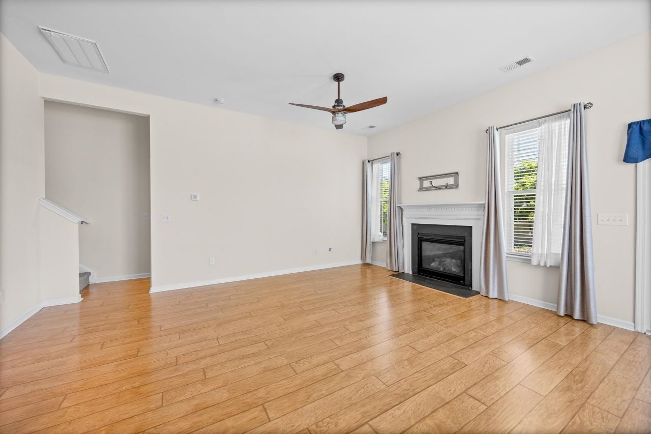 962 Witherbee Way Photo 20