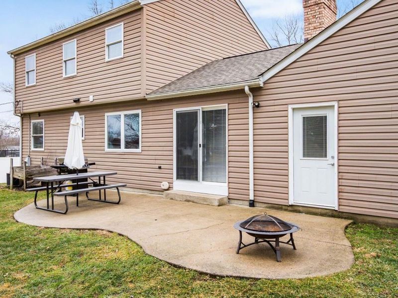 79 Lakeview Drive, Thornville, OH 43076 Photo 2