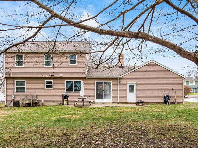 79 Lakeview Drive, Thornville, OH 43076 Photo 3