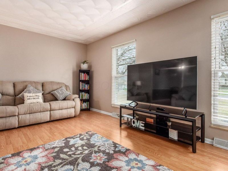 79 Lakeview Drive, Thornville, OH 43076 Photo 6