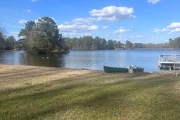 2951 Waverly Drive photo 4