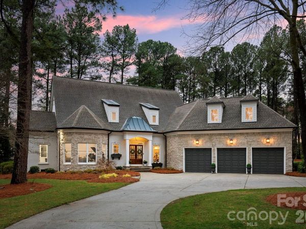 108 Great Point Drive, Mooresville, NC 28117