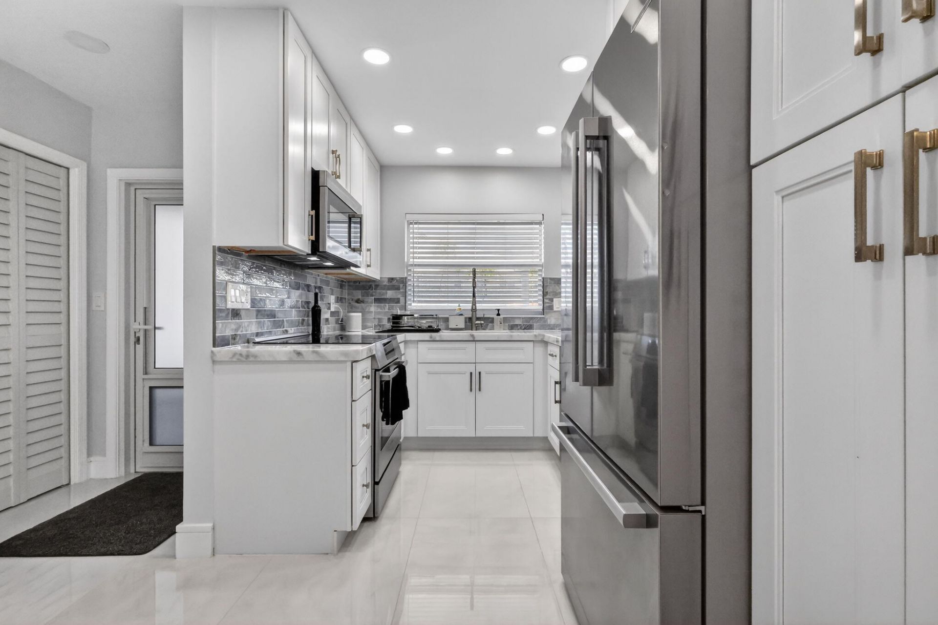 700 NE Harbour Terrace, Unit 1250, Boca Raton, FL 33431 Photo