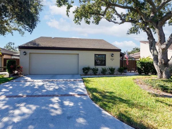 3694 GLEN OAKS MANOR DRIVE , SARASOTA, FL 34232
