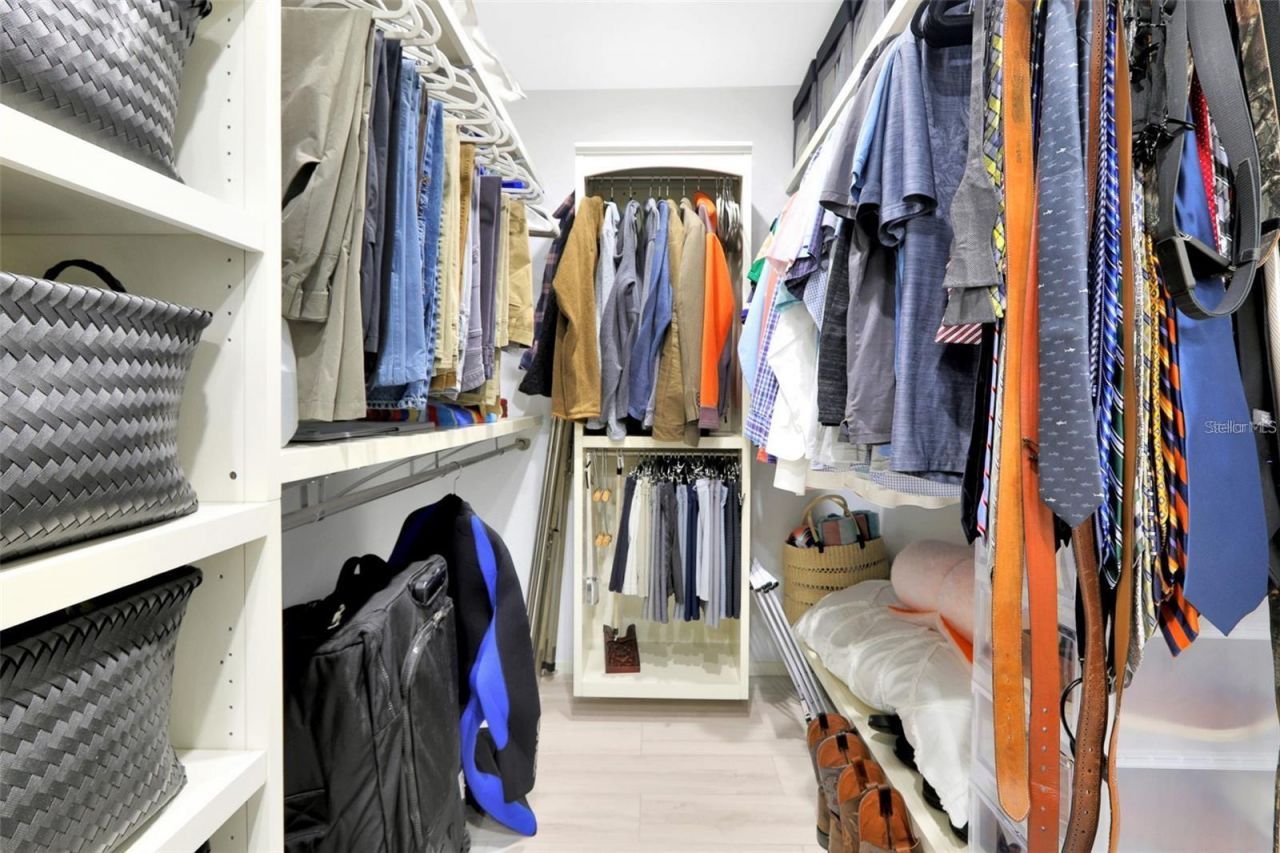 3694 Glen Oaks Manor Drive , Sarasota, FL 34232 Photo