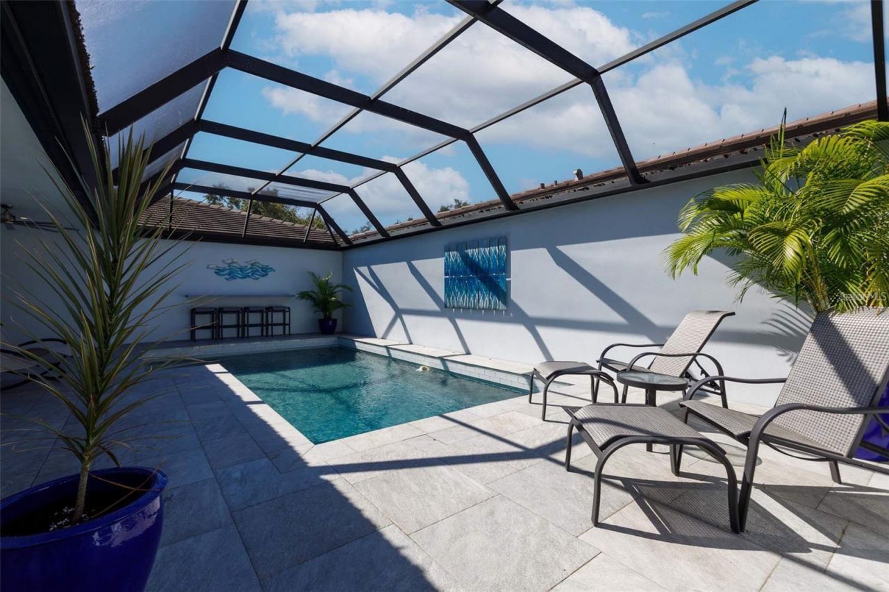 3694 Glen Oaks Manor Drive , Sarasota, FL 34232 Photo