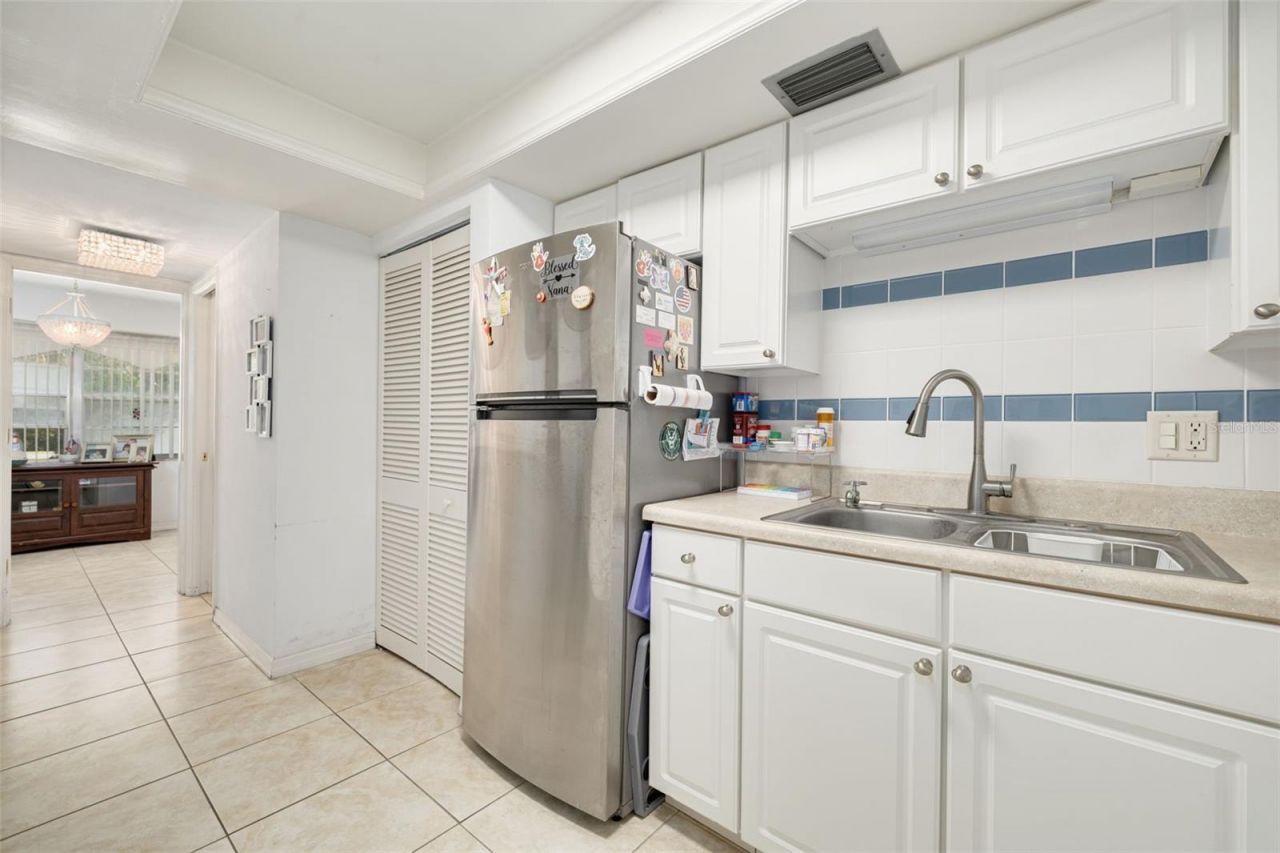 1001 77th Avenue N, Unit 112, Saint Petersburg, FL 33702 Photo