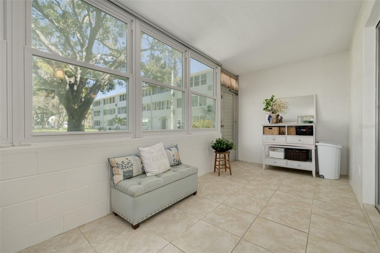 1001 77th Avenue N, Unit 112, Saint Petersburg, FL 33702 Photo
