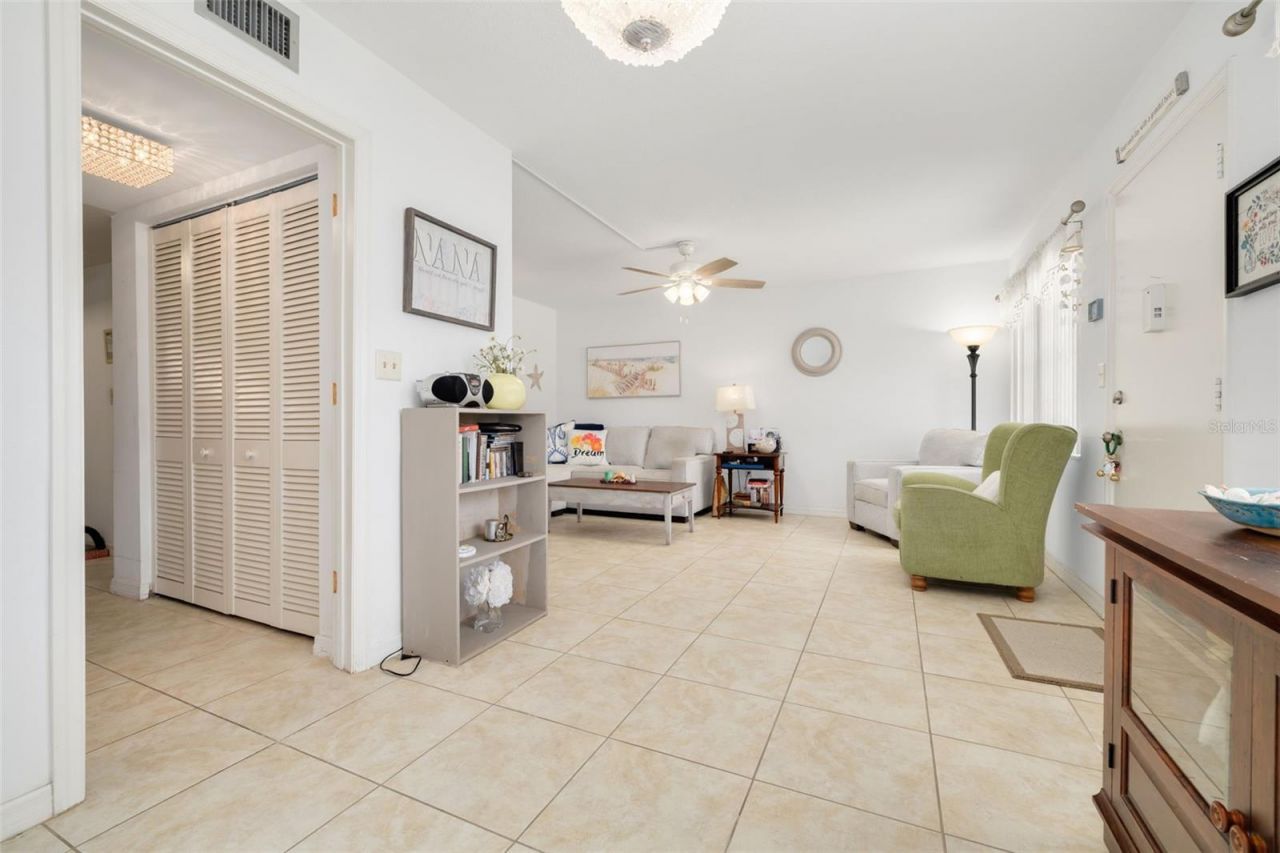 1001 77th Avenue N, Unit 112, Saint Petersburg, FL 33702 Photo