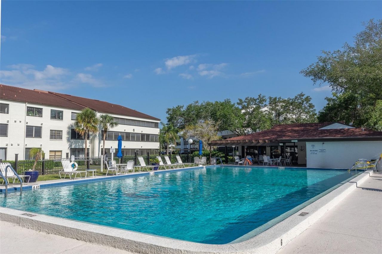 2595 Countryside Boulevard, Unit 8311, Clearwater, FL 33761 Photo