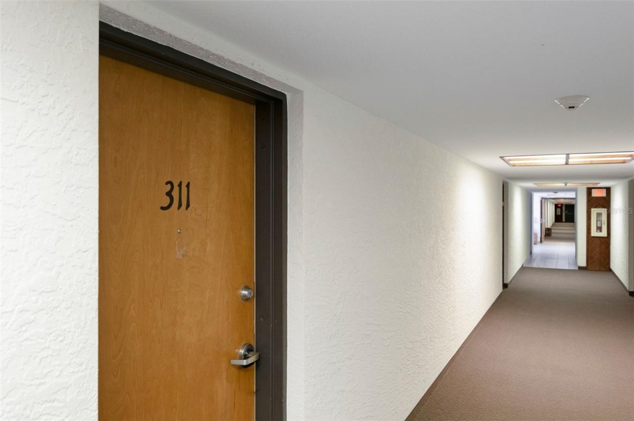 2595 Countryside Boulevard, Unit 8311, Clearwater, FL 33761 Photo