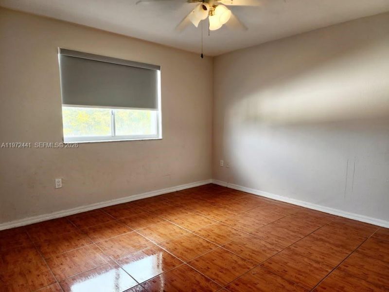 8360 NW 103rd St , Unit 204E, Hialeah Gardens, FL 33016 Photo