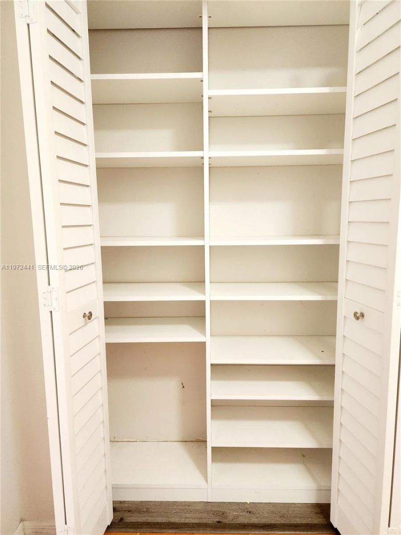 8360 NW 103rd St , Unit 204E, Hialeah Gardens, FL 33016 Photo