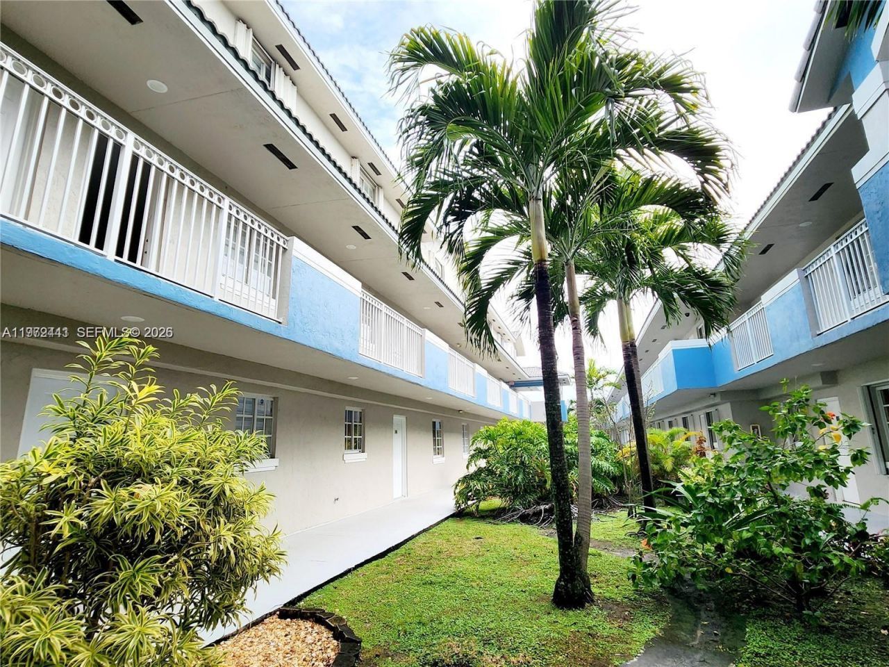8360 NW 103rd St , Unit 204E, Hialeah Gardens, FL 33016 Photo