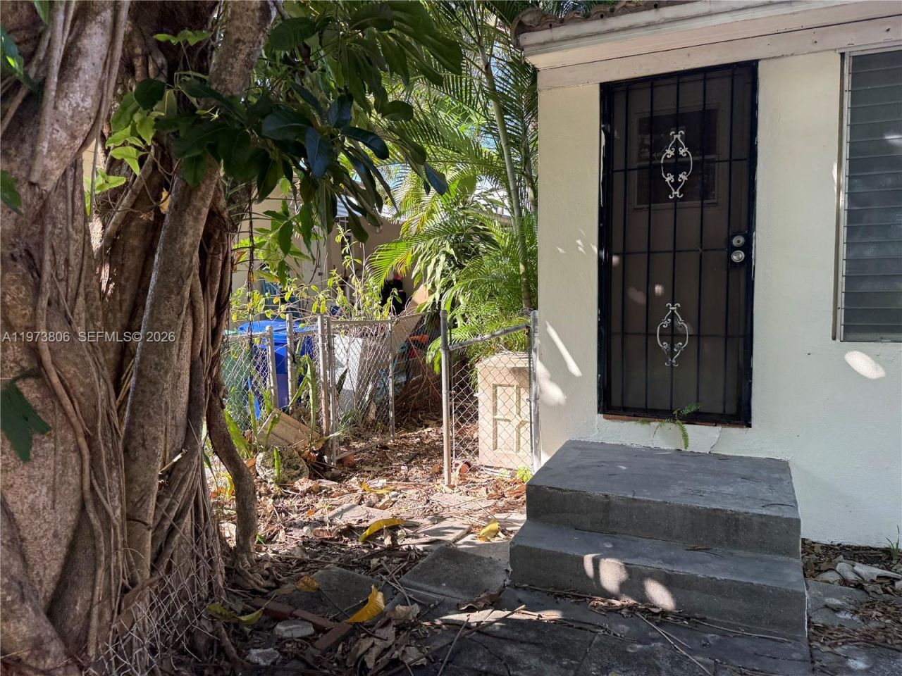 2750 SW 26th St, Miami, FL 33133 Photo