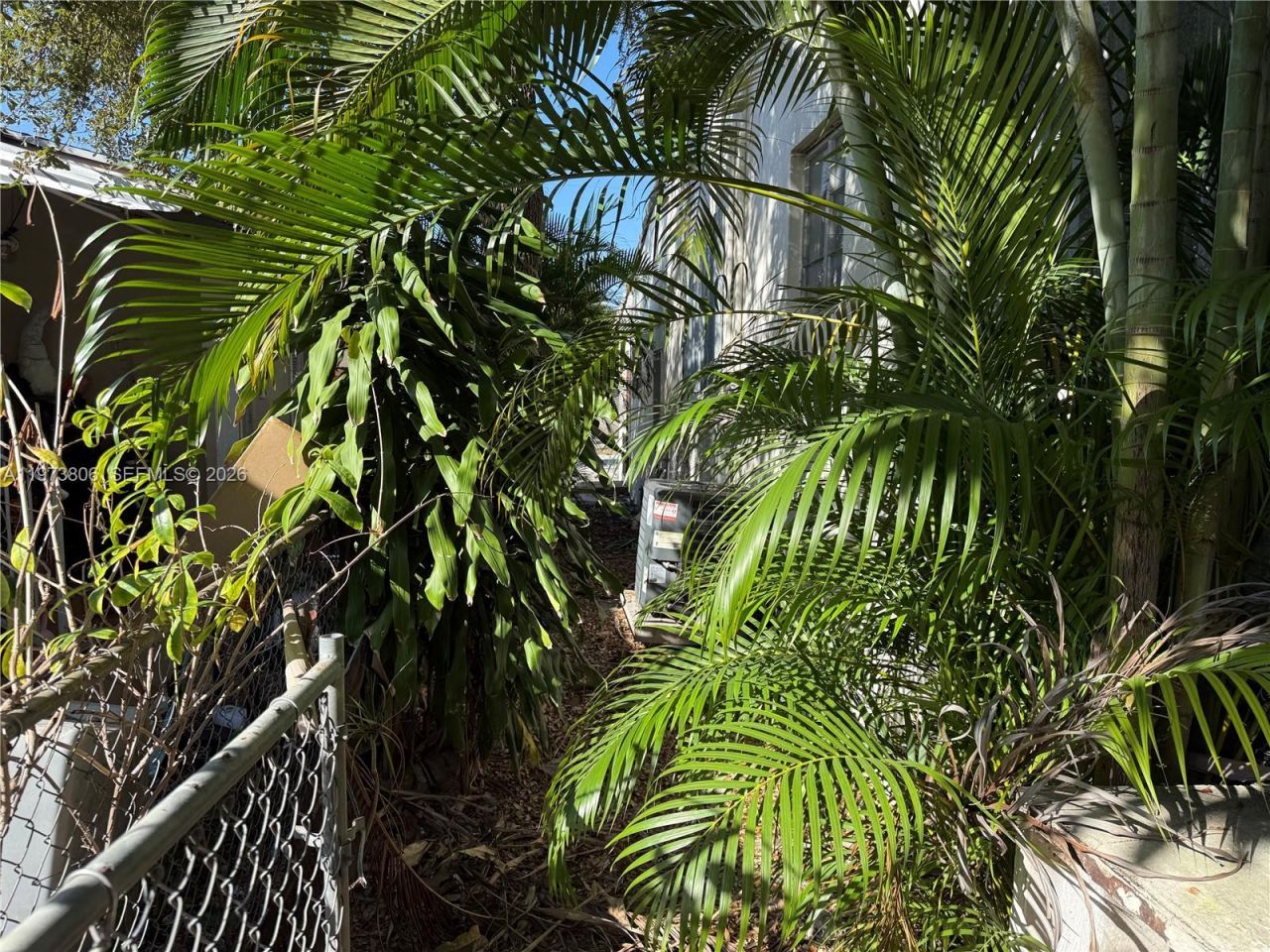 2750 SW 26th St, Miami, FL 33133 Photo