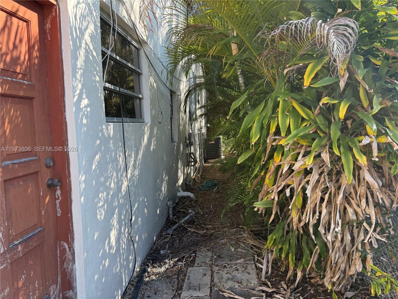 2750 SW 26th St, Miami, FL 33133 Photo