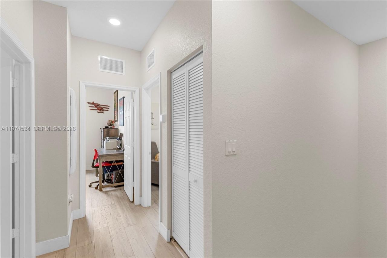Please Call For Address, Hialeah, FL 33018 Photo