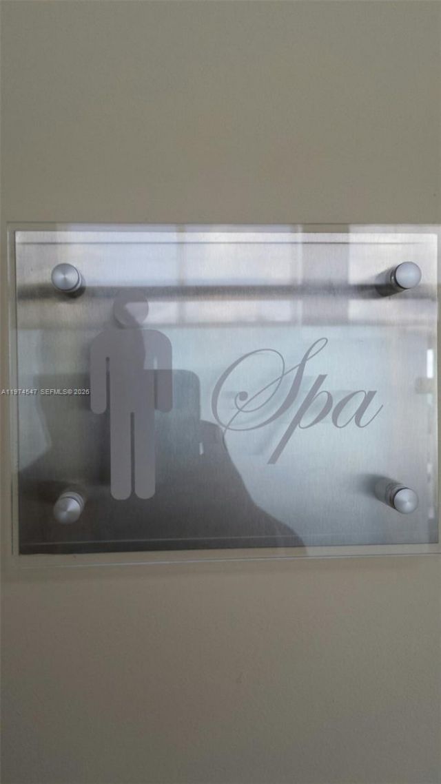 4779 Collins Ave , Unit 3504, Miami Beach, FL 33140 Photo