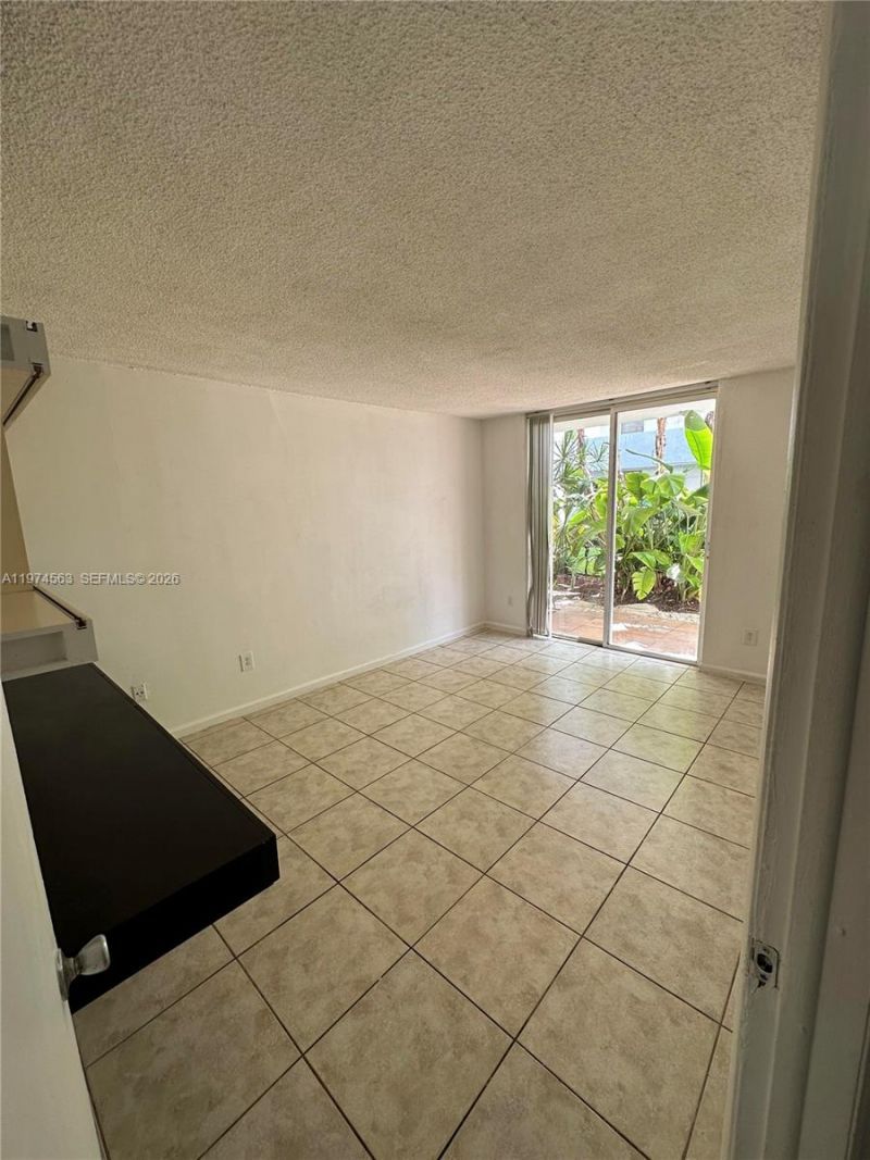 1801 S Treasure Dr, Unit 102, North Bay Village, FL 33141 Photo