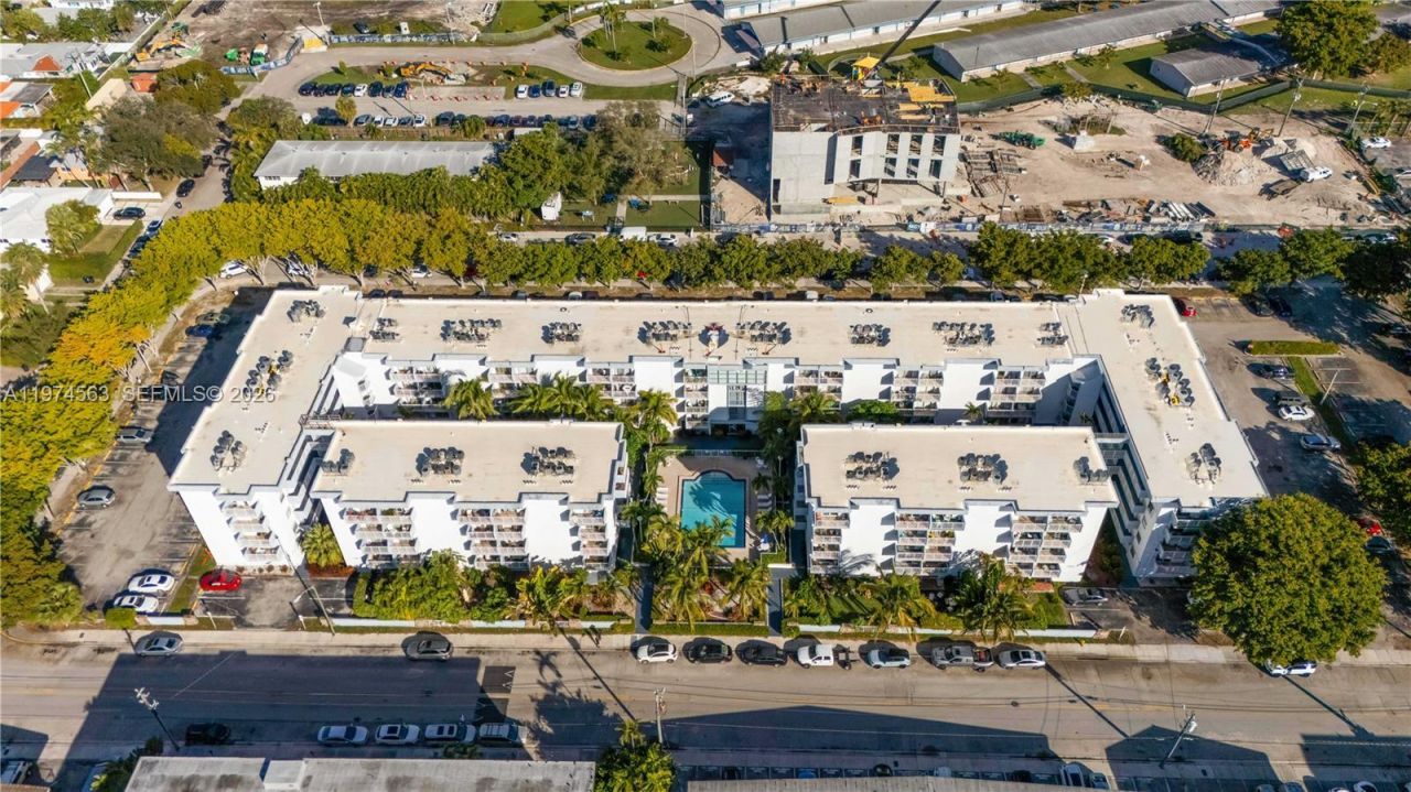 1801 S Treasure Dr, Unit 102, North Bay Village, FL 33141 Photo