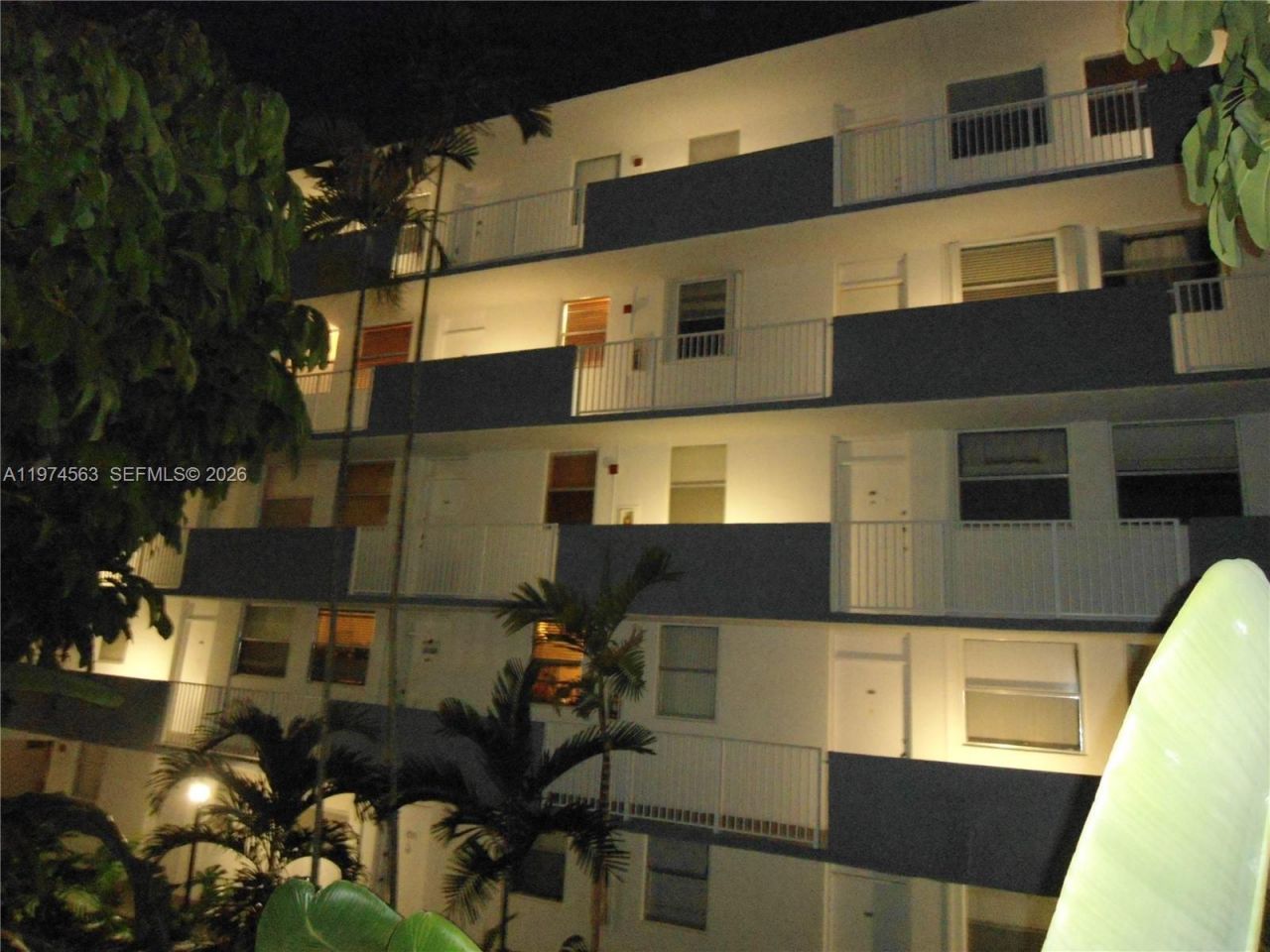 1801 S Treasure Dr, Unit 102, North Bay Village, FL 33141 Photo