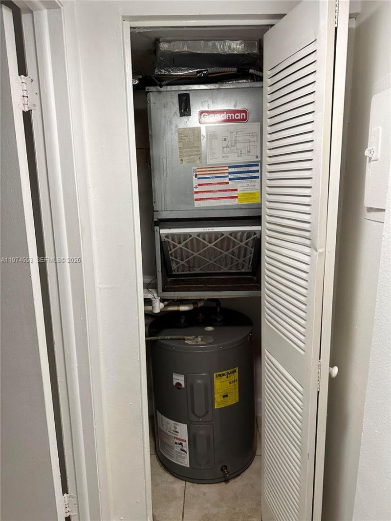 1801 S Treasure Dr, Unit 102, North Bay Village, FL 33141 Photo