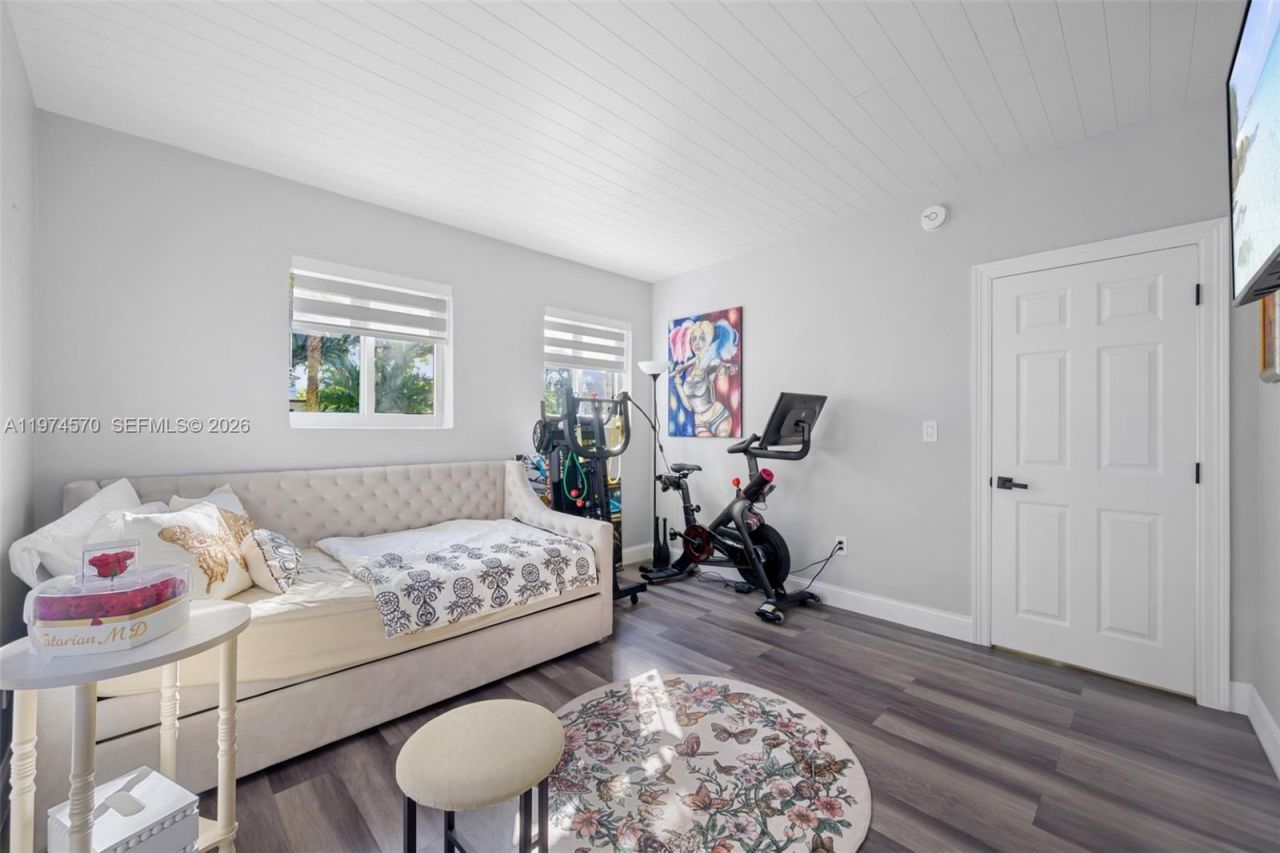 1935 Keystone Blvd , Unit 1935, North Miami, FL 33181 Photo