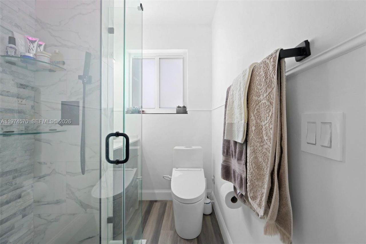 1935 Keystone Blvd , Unit 1935, North Miami, FL 33181 Photo