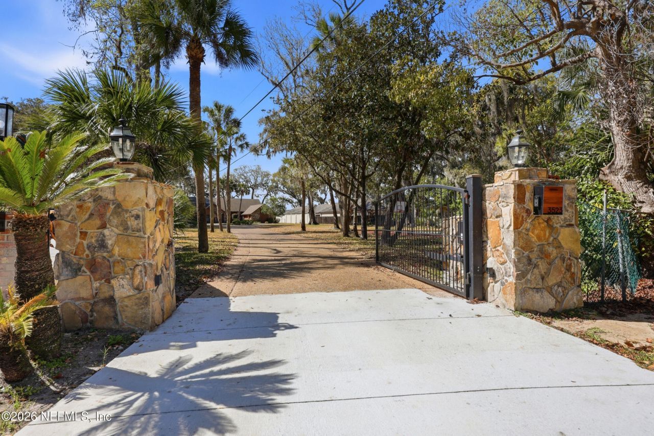 3523 Hilliard Road, Jacksonville, FL 32217 Photo