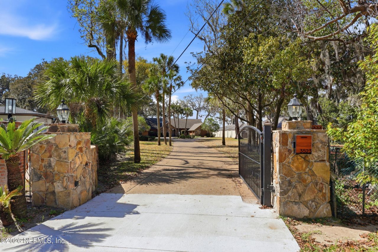 3523 Hilliard Road, Jacksonville, FL 32217 Photo