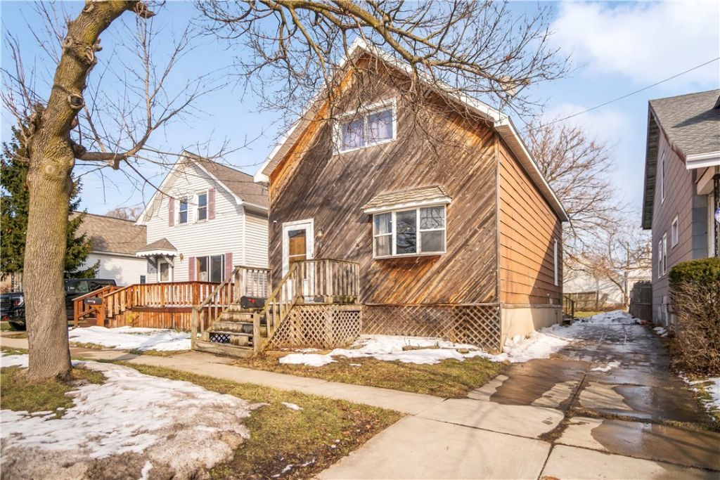 445 N Ogden Street, Buffalo, NY 14212 Main Photo