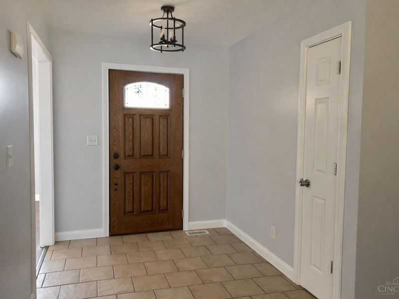 141 Vaughn Avenue, Hillsboro, OH 45133 Photo 2