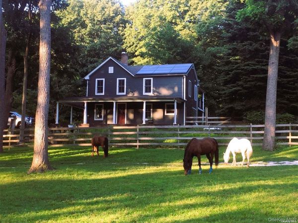 42 Blydenburgh Lane , Stony Brook, NY 11790