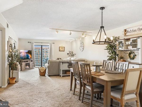 21439 VALLEY FORGE CIRCLE, Unit 1439, KING OF PRUSSIA, PA 19406