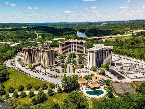 21439 VALLEY FORGE CIRCLE, Unit 1439, KING OF PRUSSIA, PA 19406